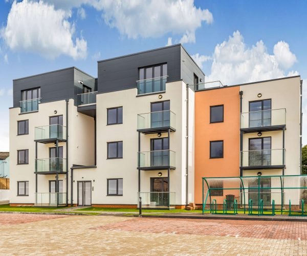 WILLOW COURT exterior (4)